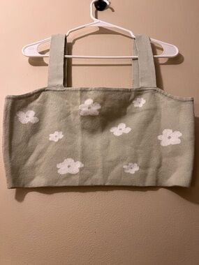 Le Lis Light Sage Knit Top with Tag Visible